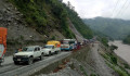 नारायणगढ–मुग्लिन सडकमा दुईतर्फी यातायात सञ्चालन